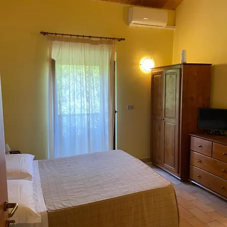 Taverna Dei Guelfi Alloggio per agriturismo *