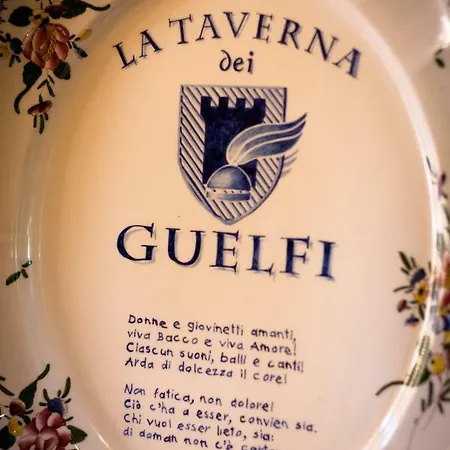 Taverna Dei Guelfi Alloggio per agriturismo Senigallia