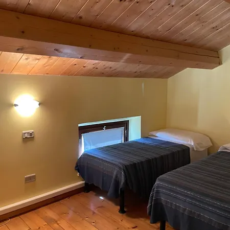 Taverna Dei Guelfi Σενιγκάλια