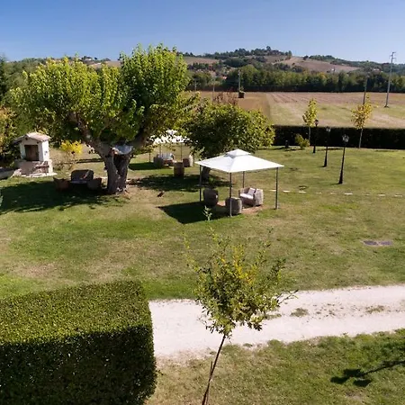 Taverna Dei Guelfi 农家乐 西尼加利亚